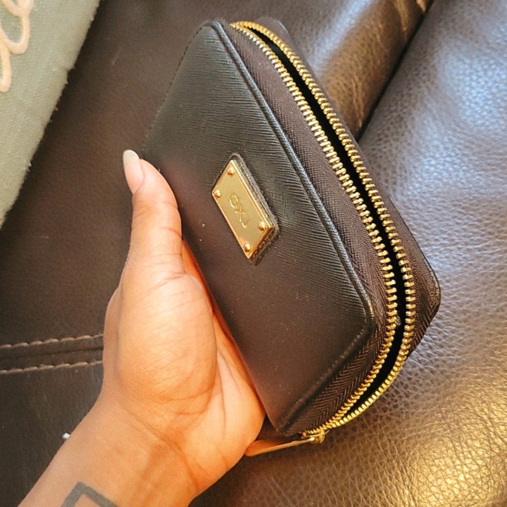Wallet - Picture 3 of 3